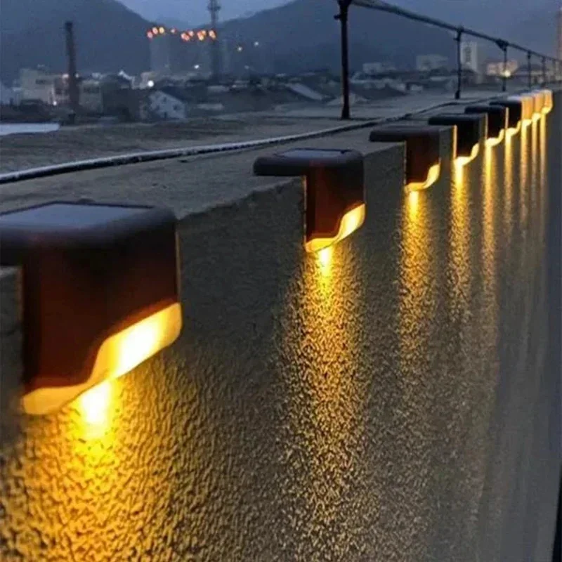 1/4/8/12/pcs Solar LED Lights  - đánh giá và giá Solar Post Cap Light 4X4